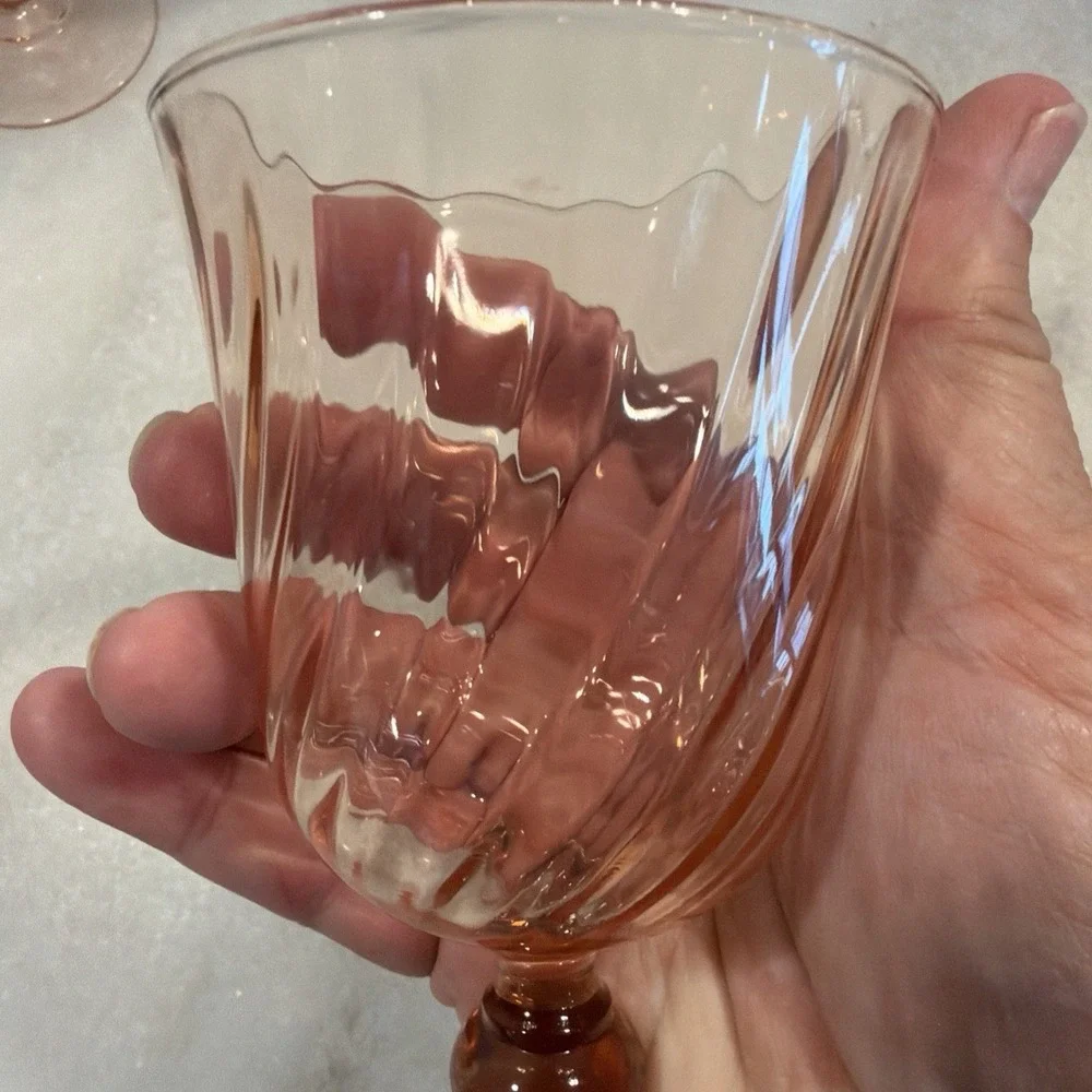 Vintage 2 Rosaline Pink 6 oz Optic Swirl Wine Glasses Arcoroc France Luminarc
